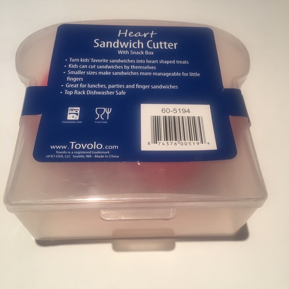 NWT Sandwich container & heart cutter - Picture 14 of 14